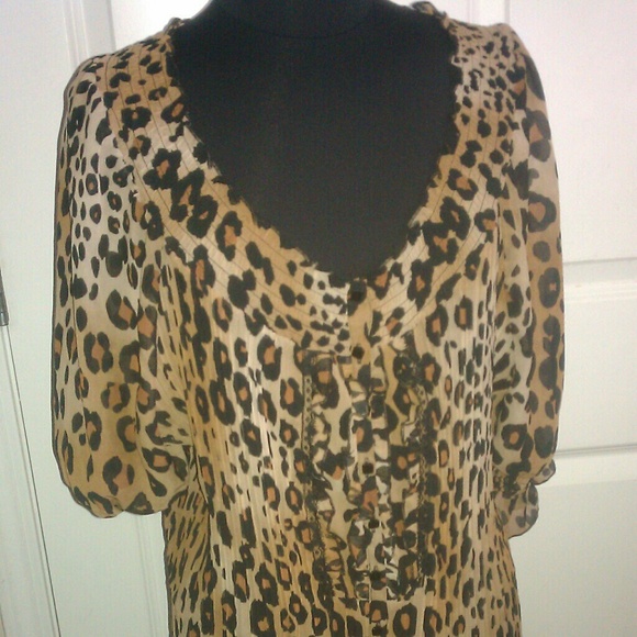 Cheetah print sheer blouse plus size - Picture 2 of 3