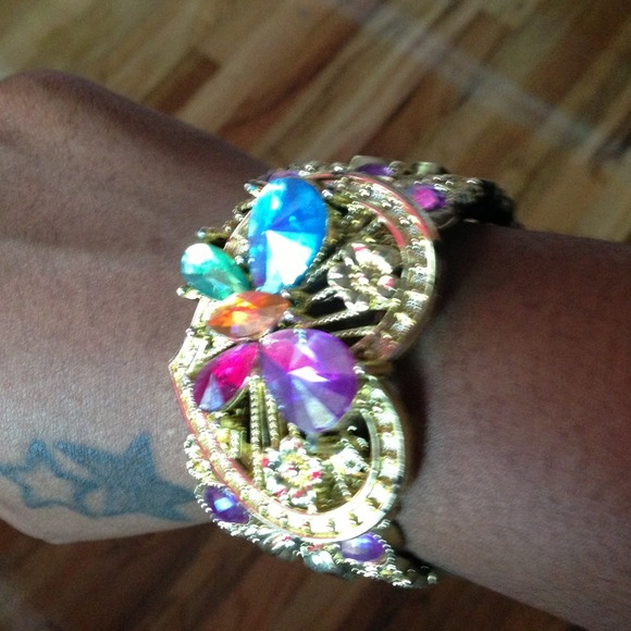 A bracelet