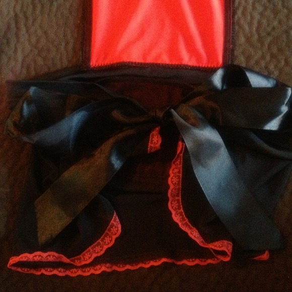Intimates apron - Picture 2 of 2