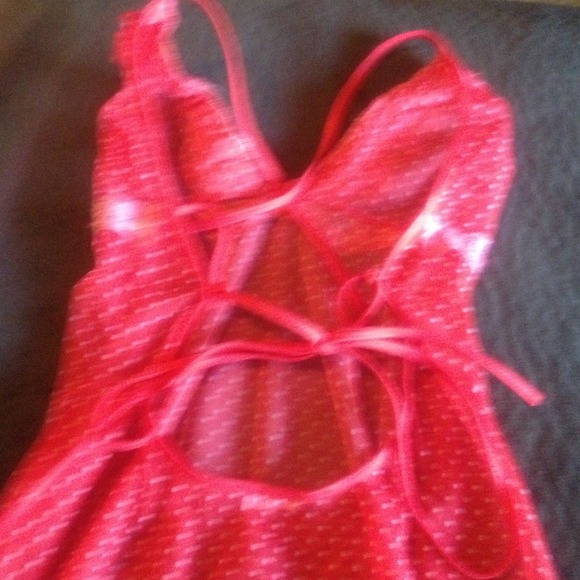 Intimates. - Picture 4 of 4