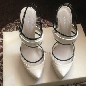 BCBGGENERATION Style: BG-Pisces