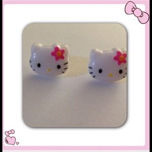 Everyone loves Ms.Kitty!