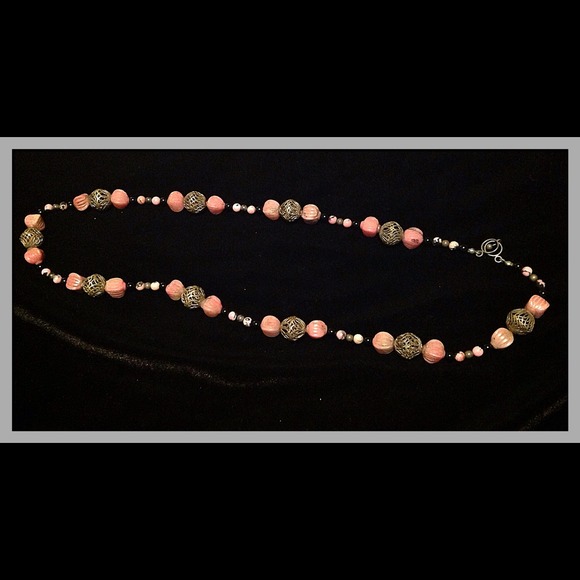 RHODONITE & SILVER NECKLACE