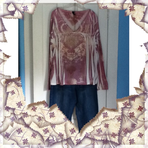 ✨Plus Size✨ Pretty, Long sleeve shirt