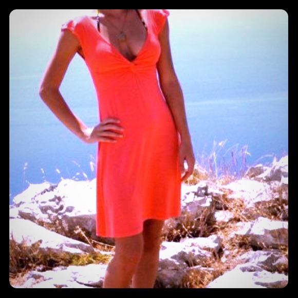 Short sleeve and cotton Pink Mango sun dress!