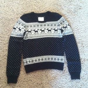 Ambercombie Sweater