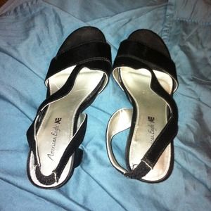 American Eagle heels