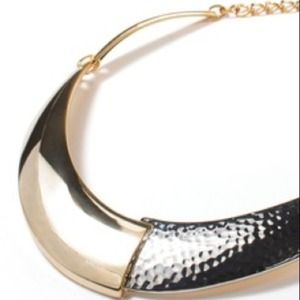 JewelMint Jewelry - Mixed Silver/Gold Metal Collar Necklace JewelMint Jewelry - Mixed Silver/Gold Metal Collar Necklace