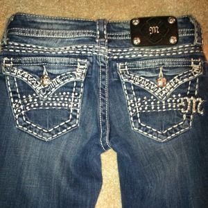 Traded! Miss Me straight leg 24/31.