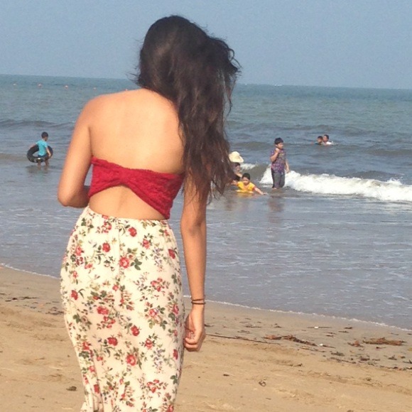 Red and floral maxi dress - Picture 4 of 4