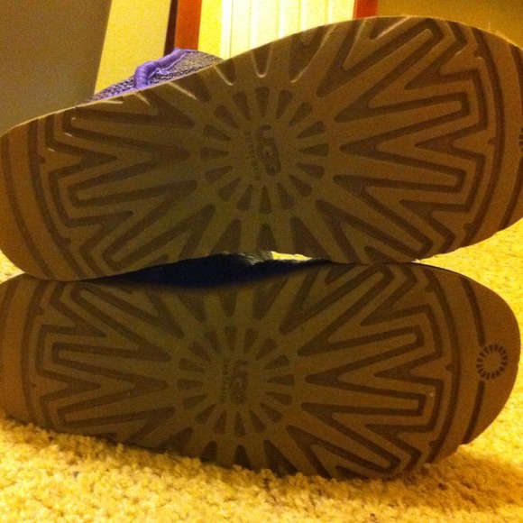 ❌ SOLD ON EBAY ❌✨REDUCED✨ Purple Sequin UGG's❕💜 - Picture 3 of 4