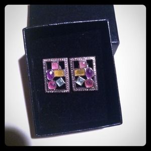 Square earrings