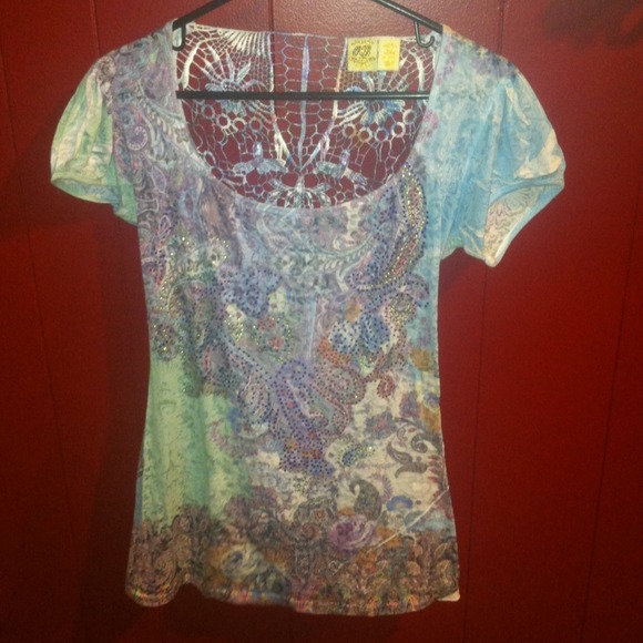 Ladies large shirt super cute