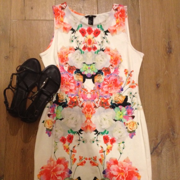 Very pretty mirror print jersey mini dress