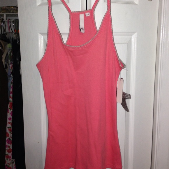 Coral color tank top