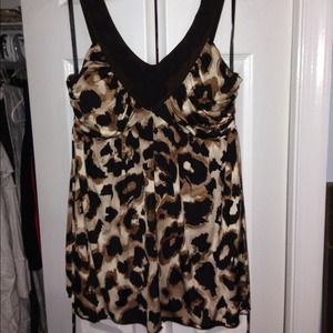 Leopard print top