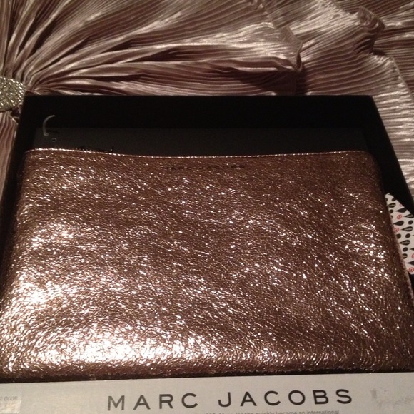 Marc Jacobs Clutches & Wallets - Marc Jacobs metallic leather pouch