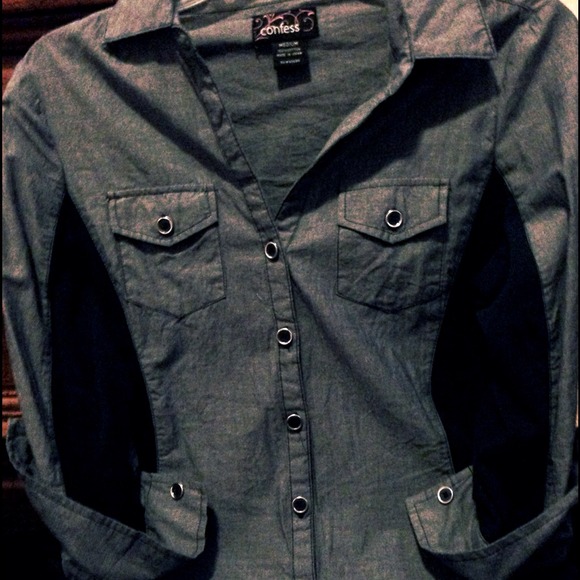 Sold‼️denim top w/ slimming op-illusion sides - Picture 2 of 4