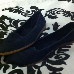 Vintage navy flats
