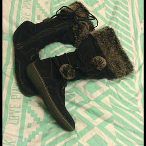 Black Boots with Fur and Pom Poms