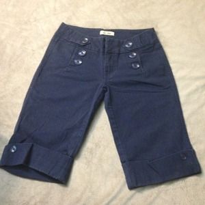 🚫SOLD🚫Navy, BeBop, stretchy Bermuda shorts