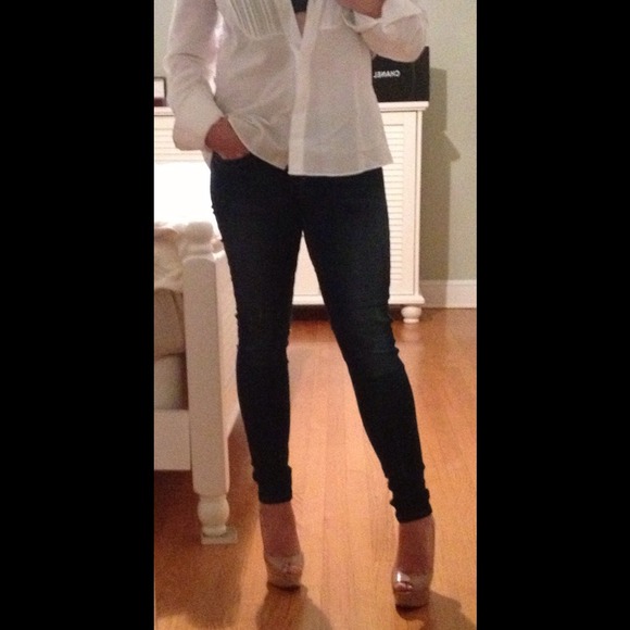 Guess Skinny Jeans - Picture 3 of 3