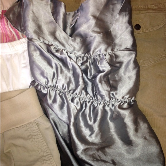 MATERnity CLOTHES - Picture 2 of 3