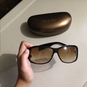 💯 Authentic broken Gucci tortoise sunglass