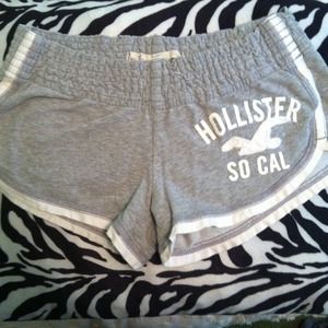 ‼️REDUCED Hollister stretch shorts!