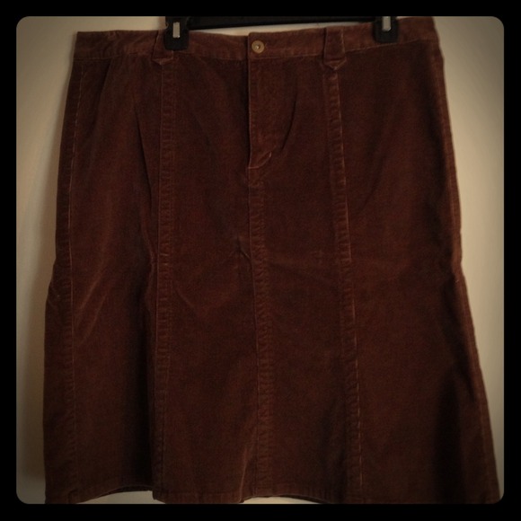 Bundle of 2 corduroy skirts for Kelleyk !!🌷🌷🌷🌷