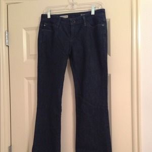 AG Jeans "the club" well fitted jean. Size 28R