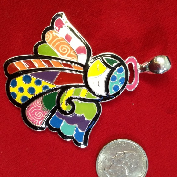 Angel Pendant.  Al colors trim in silver - Picture 2 of 5