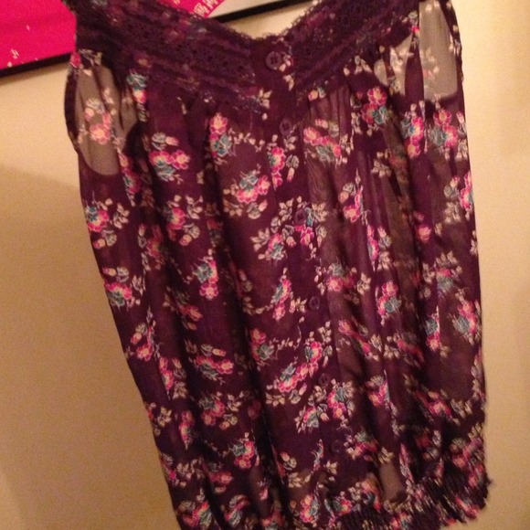 Purple flower tank - Picture 1 of 3