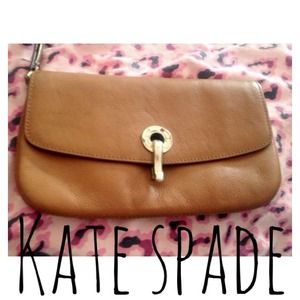 Authentic Kate Spade Wristlet ♠
