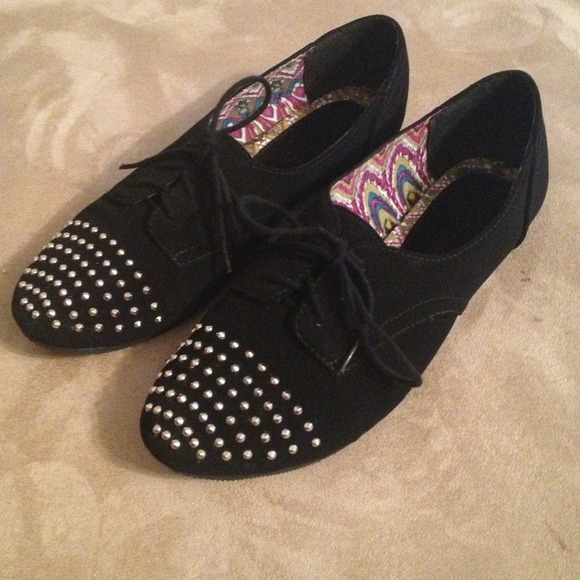 ✋TRADED✋Oxford Style Flats
