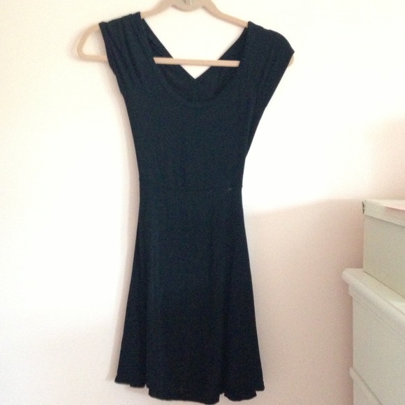 Brandy Melville Dresses & Skirts - REDUCEDBrandy dress! 🌸🌸
