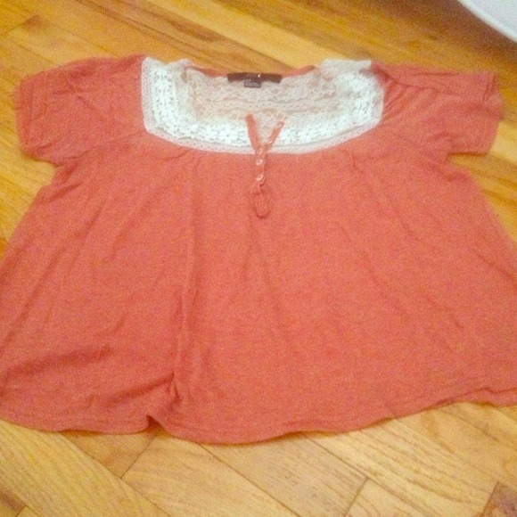 Cute lace peach top