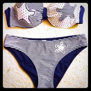 New without tag Bathing suit..36c