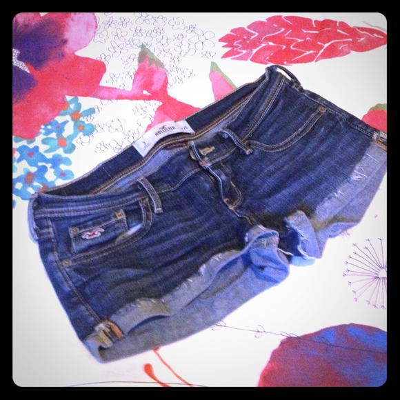 Dark blue shorts