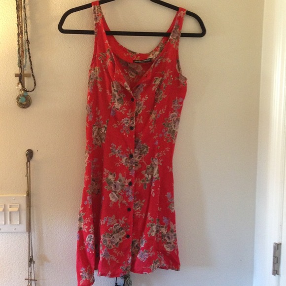 SOLD💗 Red Brandy dress - Picture 3 of 4