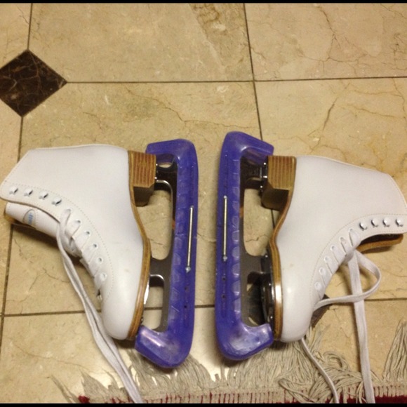 Riedell Ice Skates Shoe