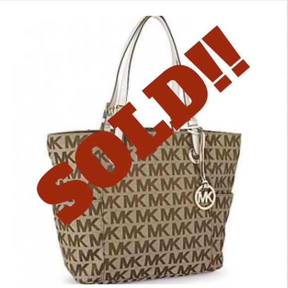 🌷MICHAEL Michael Kors Signature Jet Set Tote🌷