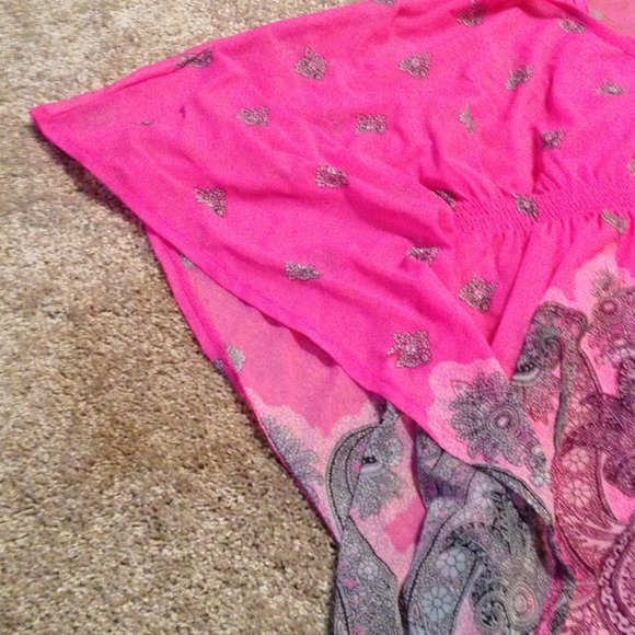 Pink blouse - Picture 3 of 4