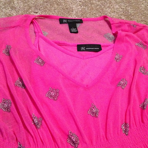 Pink blouse - Picture 4 of 4