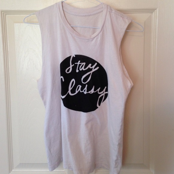🚫TRADED🚫Stay Classy muscle tank!