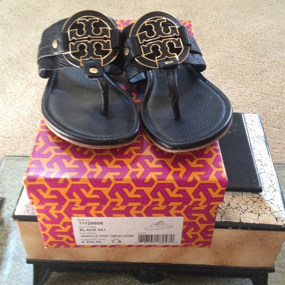 Price Reduced! Authentic Tory Burch Amanda Sandal.