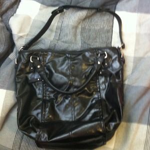 Black gap tote!!!