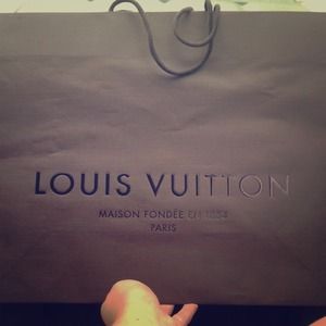 Luís Vuitton shopping bag bundle for @lauren57