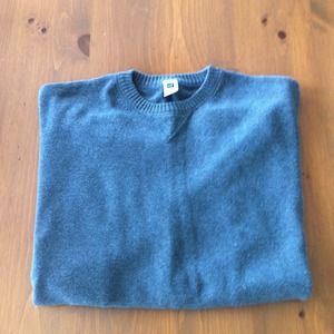 Gap grey men's sweater