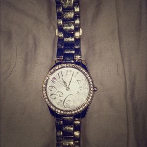 Betsey Johnson gold watch with diamond bezel 💋
